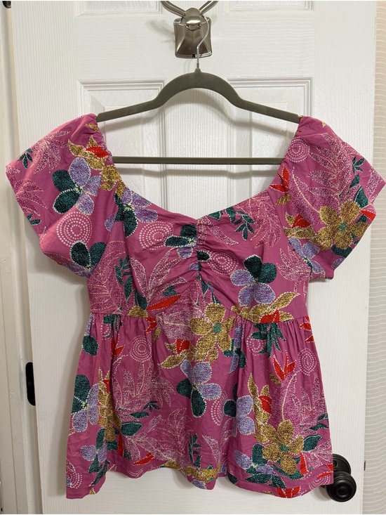 Tops - Pink Floral Babydoll Top Sweetheart Neckline Short Sleeve Boho Blouse Medium